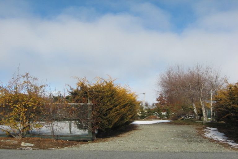 Photo of property in 25 Glencairn Road, Twizel, 7901