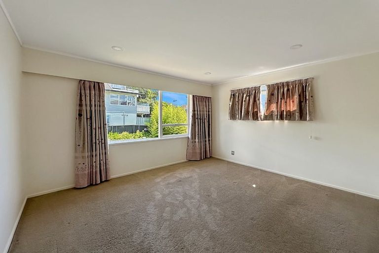 Photo of property in 58 Knightsbridge Drive, Forrest Hill, Auckland, 0620