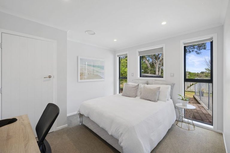 Photo of property in 304 Mangorei Road, Merrilands, New Plymouth, 4312