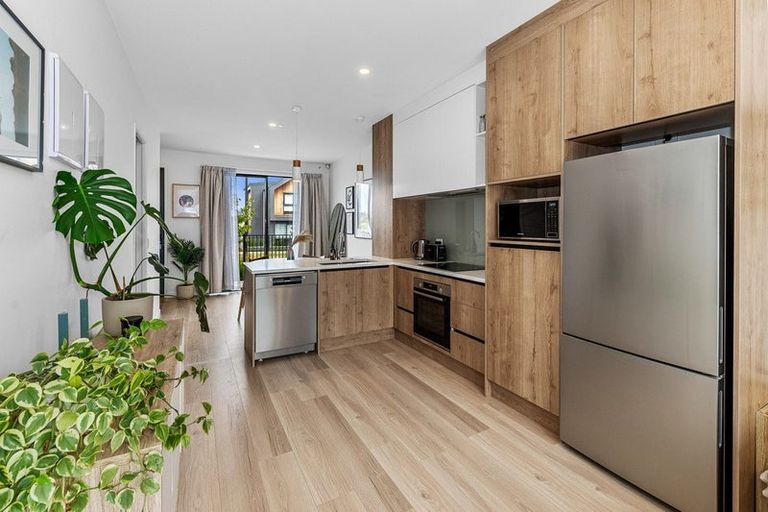 Photo of property in 67 Tarapuka Road, Westgate, Auckland, 0814