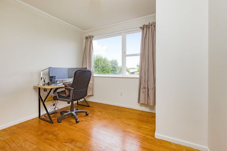 Photo of property in 63 Orchard Street, Avondale, Auckland, 1026