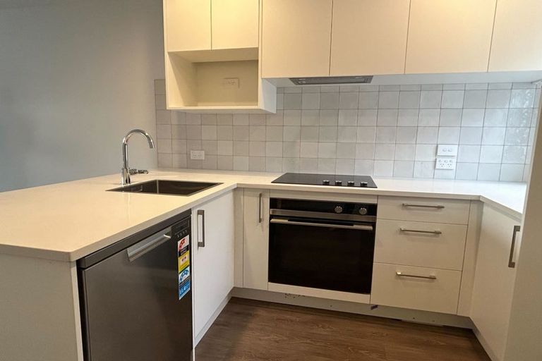 Photo of property in 37/28 Westgate Drive, Westgate, Auckland, 0614