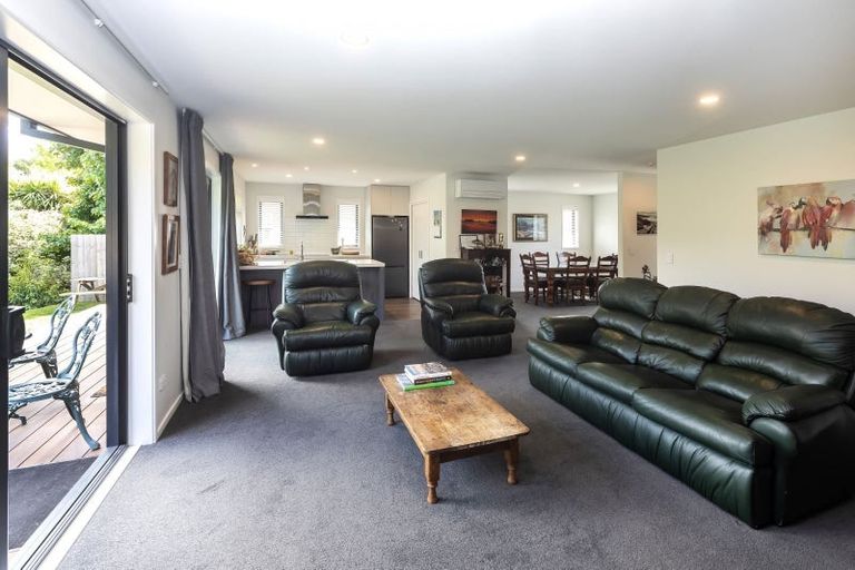 Photo of property in 11 Styxspring Lane, Harewood, Christchurch, 8051