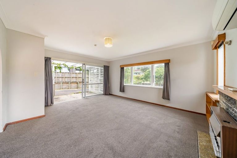 Photo of property in 19 Margaret Road, Raumati Beach, Paraparaumu, 5032