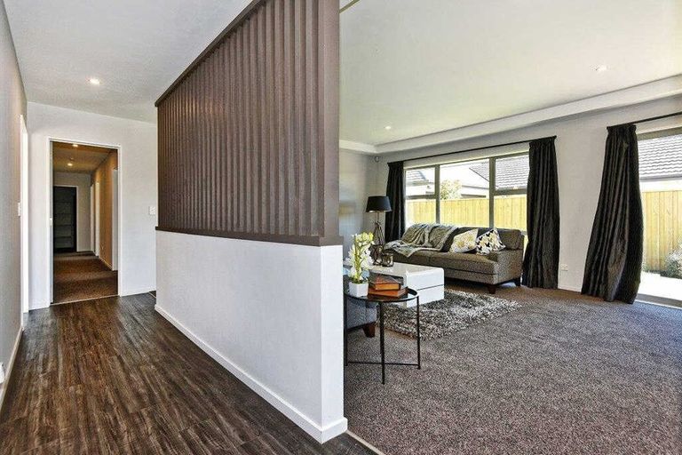 Photo of property in 10 Burford Way, Rolleston, 7615