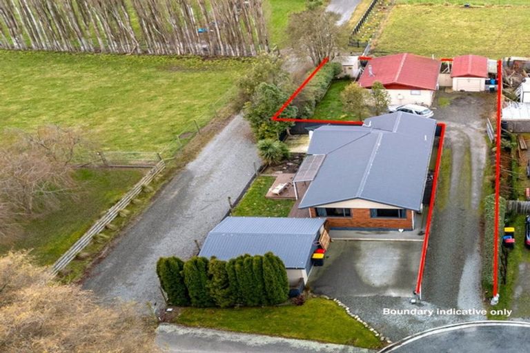 Photo of property in 24 Neal Street, Temuka, 7920