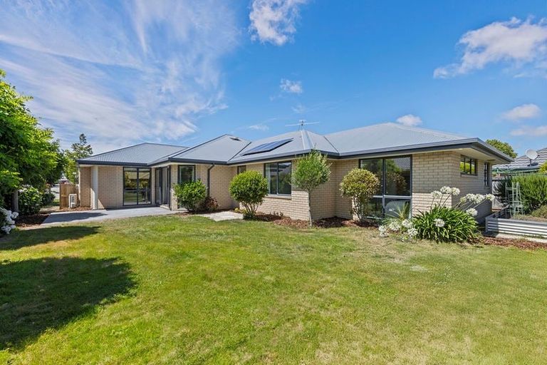 Photo of property in 11 Rushmore Drive, Belfast, Christchurch, 8051