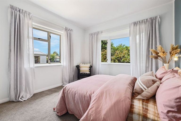 Photo of property in 103 Peverel Street, Riccarton, Christchurch, 8041