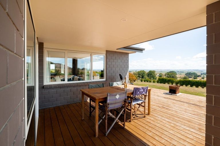 Photo of property in 225 Albert Road, Tokomaru, Palmerston North, 4474