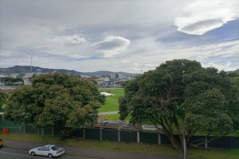 Photo of property in Nouvo Apartments, 4c/21 Rugby Street, Mount Cook, Wellington, 6021