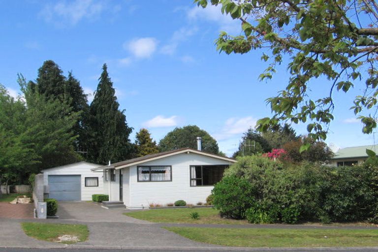 Photo of property in 61 Birch Street, Hilltop, Taupo, 3330