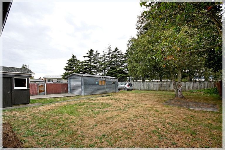 Photo of property in 13 Hinemoa Street, Levin, 5510