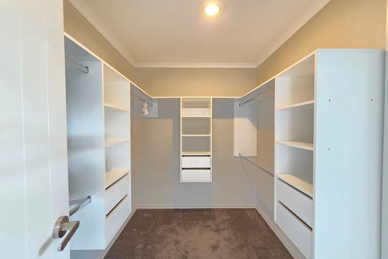 Photo of property in 6b Marina View Drive, West Harbour, Auckland, 0618