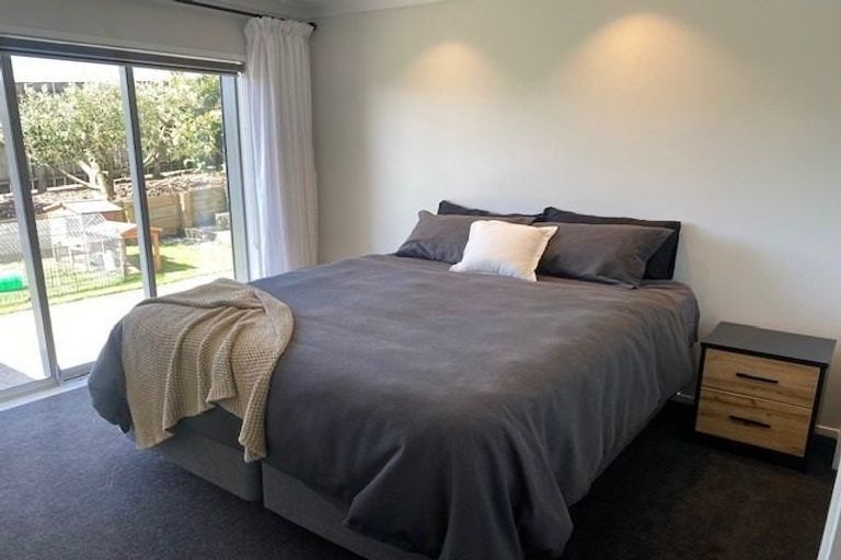 Photo of property in 54 Penrod Drive, Bell Block, New Plymouth, 4312