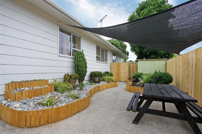 Photo of property in 423 Bucklands Beach Road, Bucklands Beach, Auckland, 2012