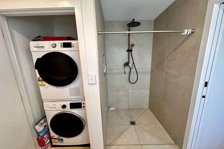 Photo of property in 2/160a Bayswater Avenue, Bayswater, Auckland, 0622