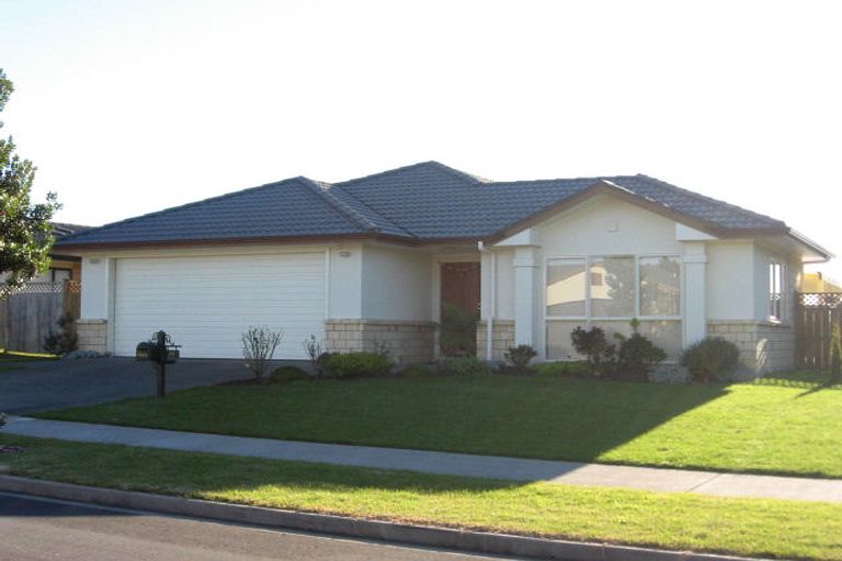 Photo of property in 39 Croftview Road, Wattle Downs, Auckland, 2103