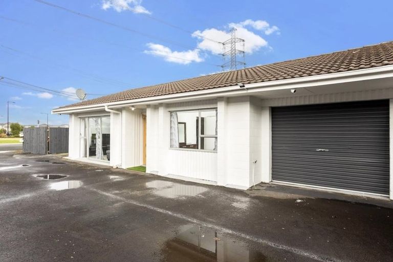 Photo of property in 1/26 Airfield Road, Takanini, 2112
