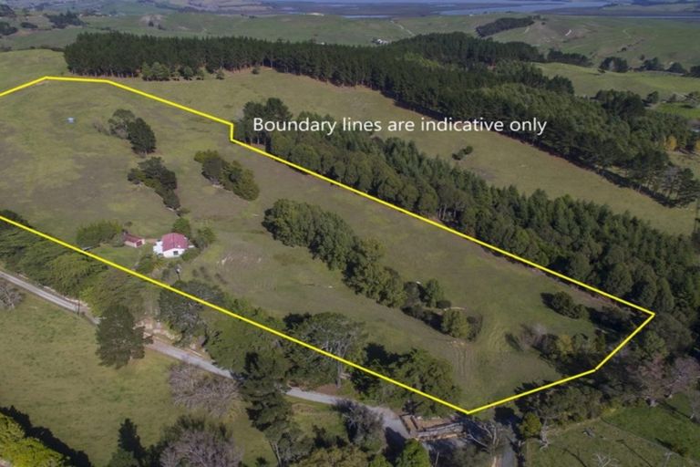 Photo of property in 96 Corlett Road, Tauhoa, Wellsford, 0973