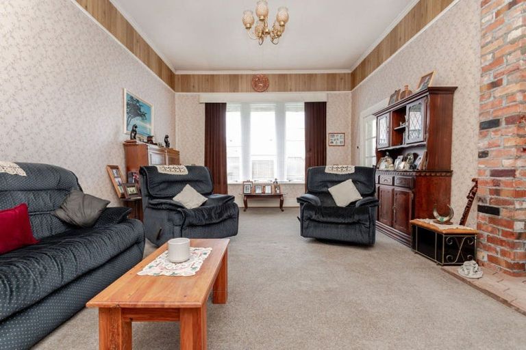 Photo of property in 36 Barraud Street, Dannevirke, 4930