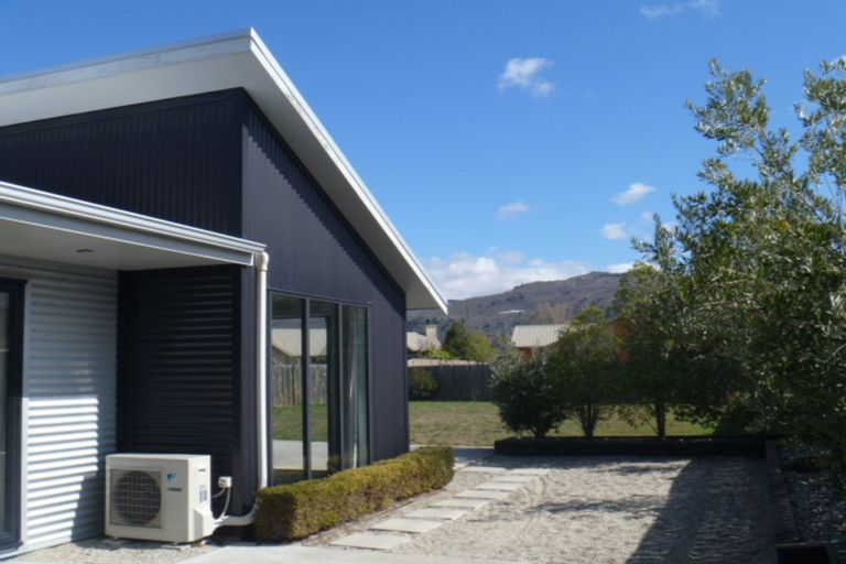 Photo of property in 38 Albert Drive, Clyde, 9330