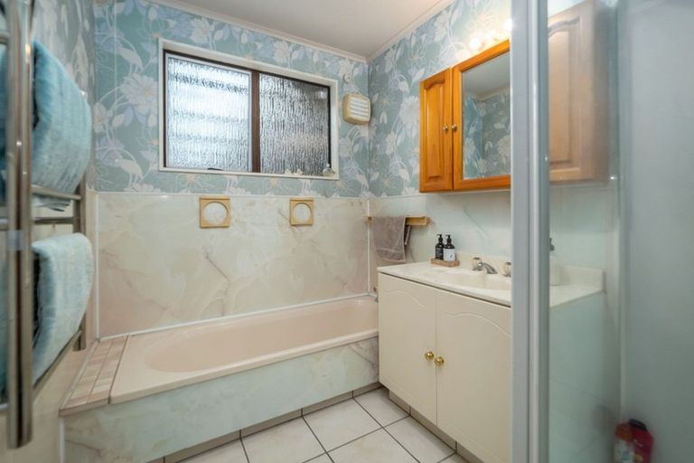 Photo of property in 13 Chamberlain Road, Masterton, 5810