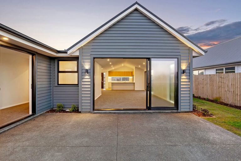 Photo of property in 57 Timara Crescent, Marshland, Christchurch, 8083