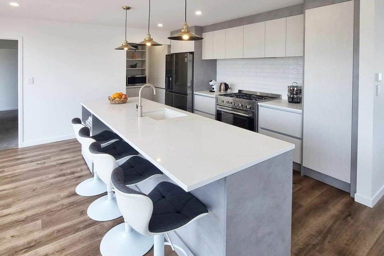 Photo of property in 33 Kia Kaha Drive, Snells Beach, 0920