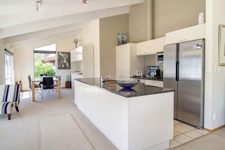 Photo of property in 446 Peninsula Road, Kelvin Heights, Queenstown, 9300