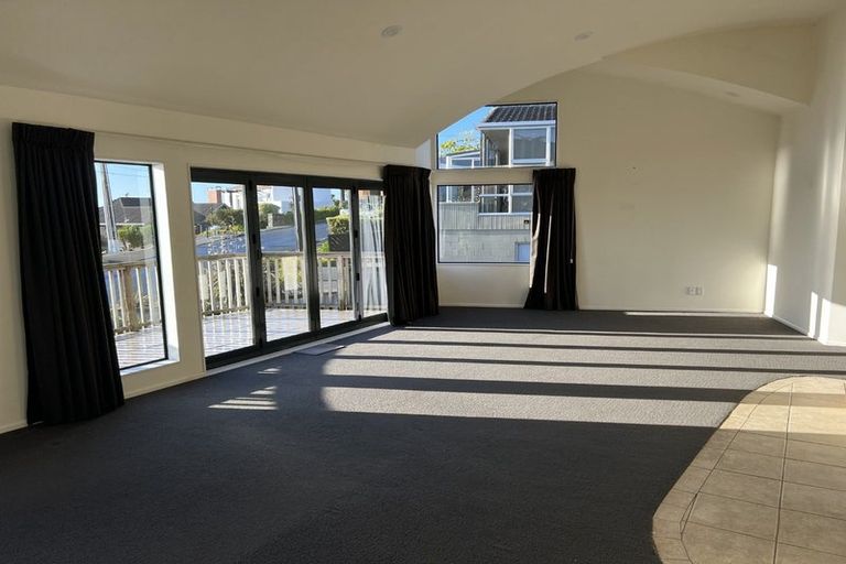 Photo of property in 10 Duncansby Road, Stanmore Bay, Whangaparaoa, 0932