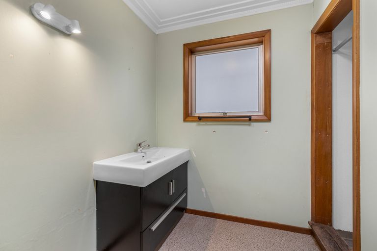 Photo of property in 1 Beach Street, Waikouaiti, 9510