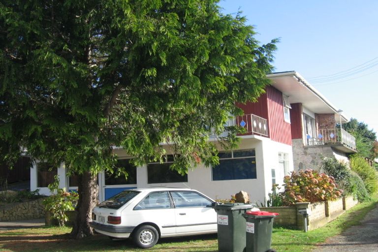 Photo of property in 41 Aorangi Road, Paraparaumu, 5032