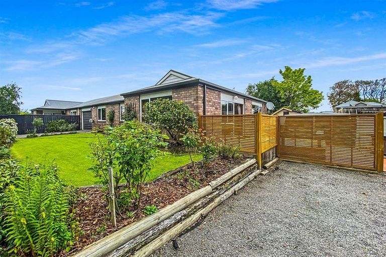 Photo of property in 661a Main North Road, Belfast, Christchurch, 8051