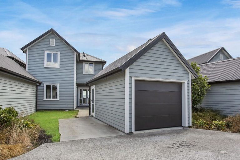 Photo of property in 87 Grove Road, Papakura, 2110