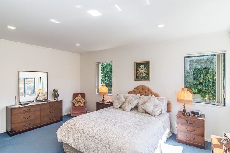 Photo of property in 12 San Priamo Place, Paraparaumu Beach, Paraparaumu, 5032