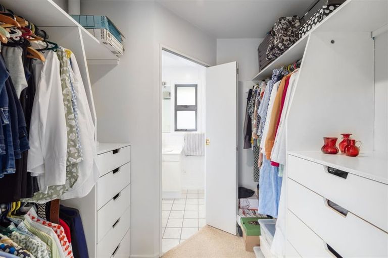 Photo of property in 199a Main North Road, Redwood, Christchurch, 8051