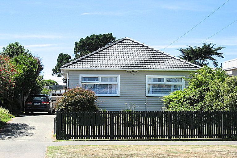 Photo of property in 183 Pine Avenue, South New Brighton, Christchurch, 8062