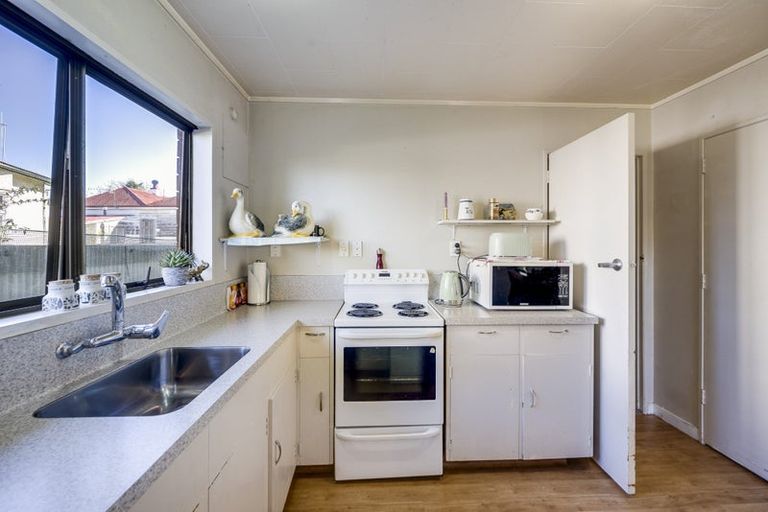 Photo of property in 4/92 Guppy Road, Greenmeadows, Napier, 4112