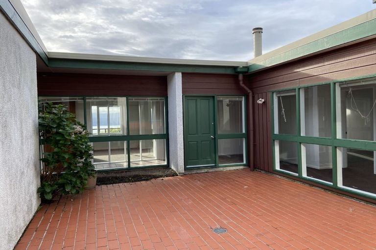 Photo of property in 8 Nagpur Terrace, Broadmeadows, Wellington, 6035