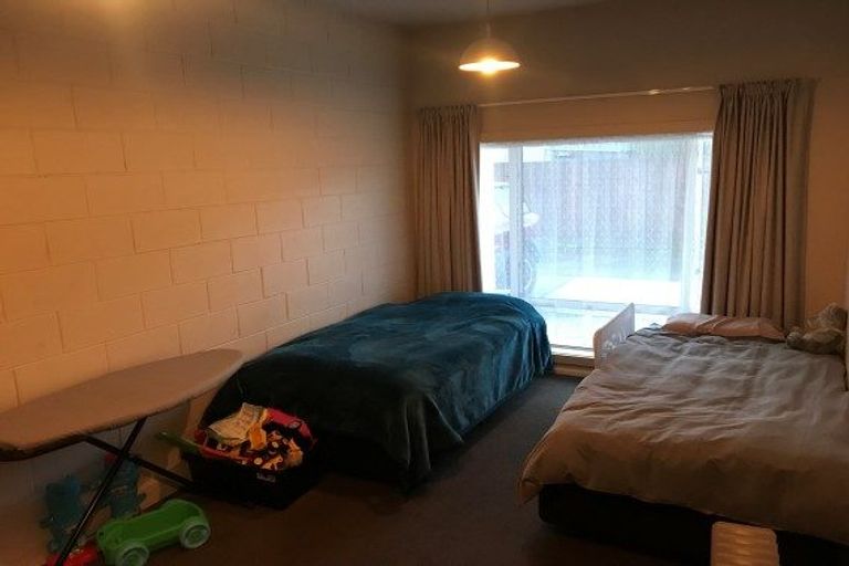 Photo of property in 1/34 Solway Avenue, Ilam, Christchurch, 8041