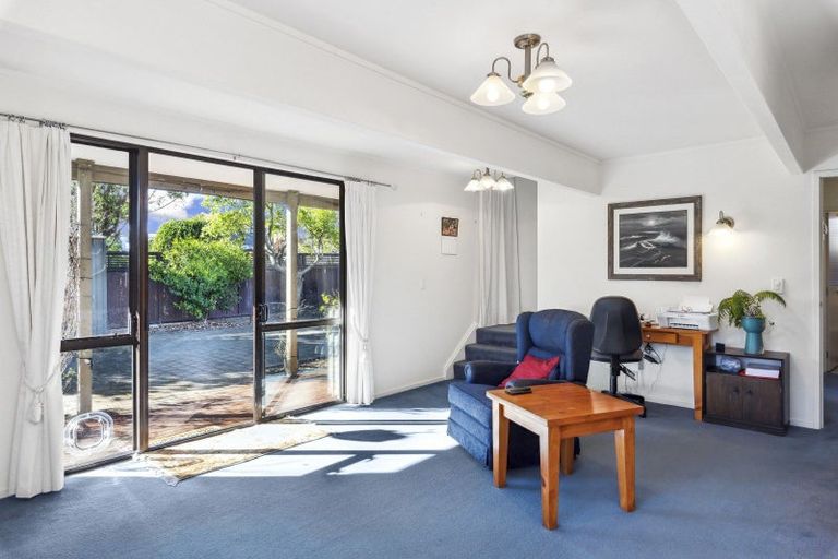 Photo of property in 13b Aorangi Road, Paraparaumu, 5032