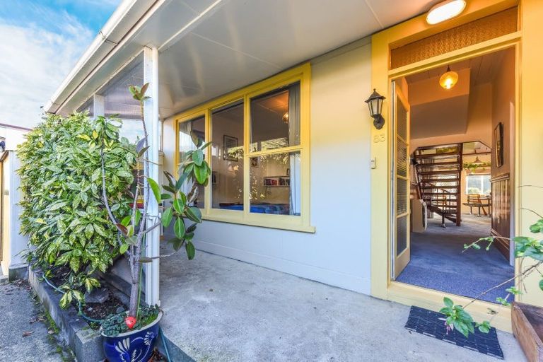 Photo of property in 83 Waikawa Road, Picton, 7220