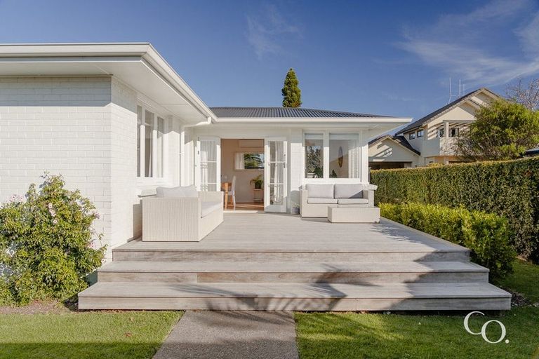 Photo of property in 48b Ngatai Road, Otumoetai, Tauranga, 3110