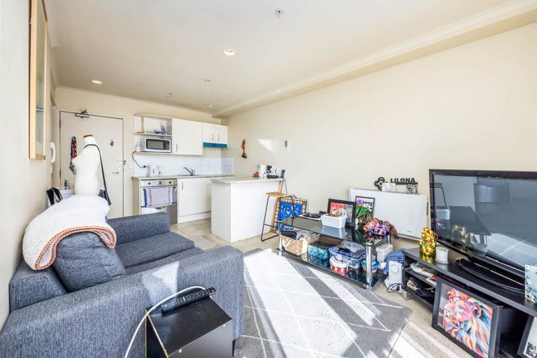 Photo of property in The Rennaissance, 7c/18 Ronwood Avenue, Manukau, Auckland, 2104