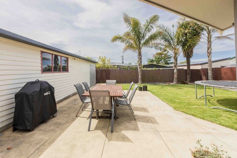 Photo of property in 11 Otatara Road, Taradale, Napier, 4112