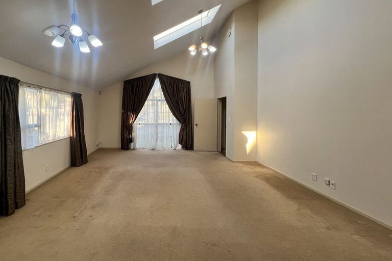 Photo of property in 1 Northwood Close, Woodridge, Wellington, 6037