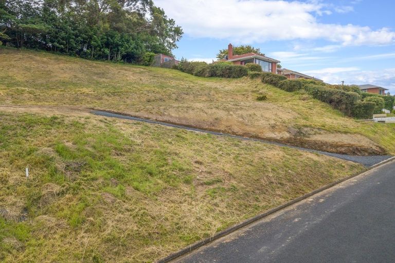 Photo of property in 42 Waldron Crescent, Green Island, Dunedin, 9018