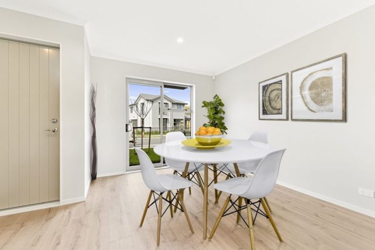 Photo of property in 38 Vincent Mcgrath Crescent, Swanson, Auckland, 0614