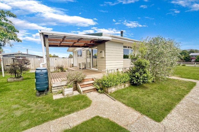 Photo of property in 4 Toi Grove, Turangi, 3334