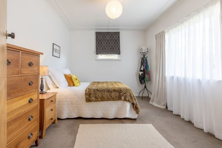 Photo of property in 18 Rose Street, Waipawa, 4210